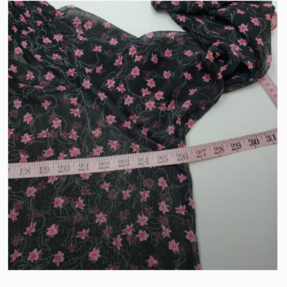 Elizabeth and James Women's Smocked Mock Neck Sheer Long Sleeve Floral Top XL - Picture 11 of 14